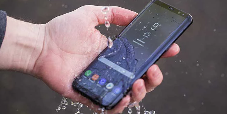 Tại sao camera Samsung bị đọng hơi nước